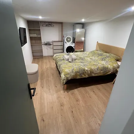 Appartement T2 Centre De Parking Gratuit A Proximite *